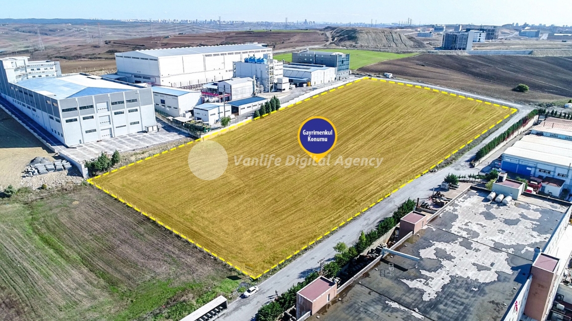 Esenyurt Ticari Arsa Drone Çekimi